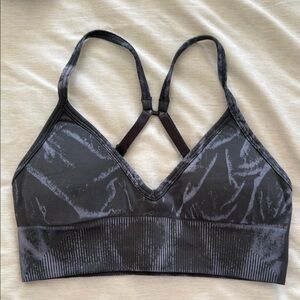 🍋LULULEMON🍋 Sports Bra size 4
